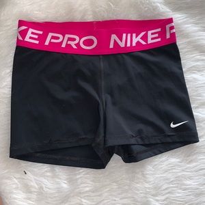 Nike pro women shorts
